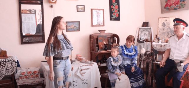 «Сами с усами!» "Сами с усами!"