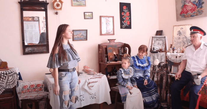 "Сами с усами!"